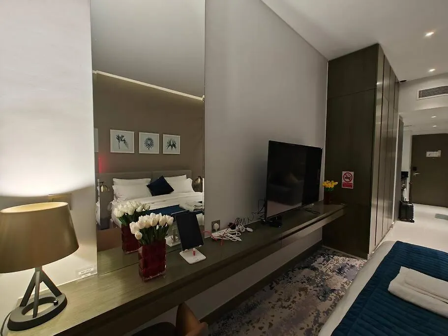Lemodcasa - Modern Chic Studio Dubaï Appartement