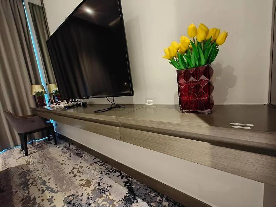 Lemodcasa - Modern Chic Studio Dubaï
