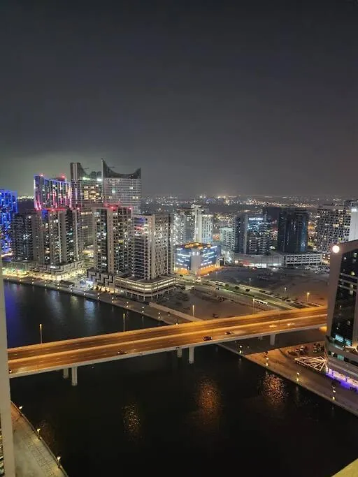 Lemodcasa - Modern Chic Studio Dubaï
